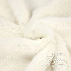 Kunstpelz / Fake Fur Wollweiß – 12 Mm Fluffy Rabbit ✶ FANTASTIC Furs 9 Kunstpelz / Fake Fur Wollweiß – 12 Mm Fluffy Rabbit ✶ FANTASTIC Furs -Kullaloo fake fur wollweiss meterware fantastic furs fluffy rabbit 4