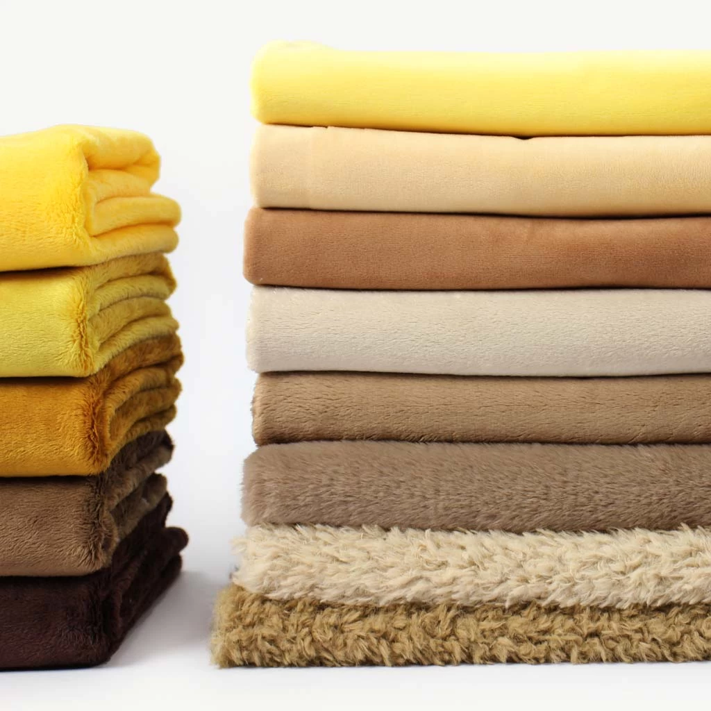 PlushMinky™ Minky Stoff Dunkelbraun ("Cappucino") – 3 Mm Flor – 0,5m 6 PlushMinky™ Minky Stoff Dunkelbraun ("Cappucino") – 3 Mm Flor – 0,5m – Bild 6