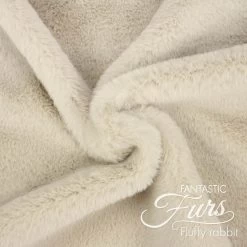 Kunstfell / Fellstoff Beige Latte – 12 Mm Fluffy Rabbit ✶ FANTASTIC Furs
