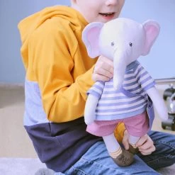 Elefanten Puppe Zum Anziehen Nähen Mit Cut & Sew Stoffpaneel "Dress Me Bestie" EDDY ELEFANT 15 Elefanten Puppe Zum Anziehen Nähen Mit Cut & Sew Stoffpaneel "Dress Me Bestie" EDDY ELEFANT -Kullaloo french terry angezogen puenktchen 2