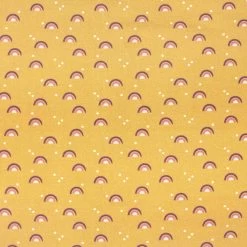 French Terry Regenbogen Rosa Auf Senfgelb – 0,5m -Kullaloo french terry regenbogen senf 1 heller