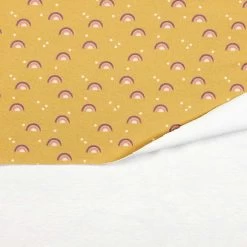 French Terry Regenbogen Rosa Auf Senfgelb – 0,5m -Kullaloo french terry regenbogen senf 4 heller