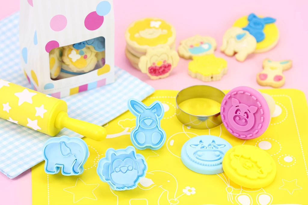 Bezauberndes Kinder Backset Zum Plätzchen Backen & Ausstechen Von Gesunden Leckereien 6 Bezauberndes Kinder Backset Zum Plätzchen Backen & Ausstechen Von Gesunden Leckereien – Bild 6