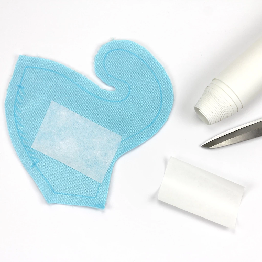 Selbstklebendes Stickvlies Zum Ausreißen Madeira "Cotton Fix" 30 Cm X 3 M 2 Selbstklebendes Stickvlies Zum Ausreißen Madeira "Cotton Fix" 30 Cm X 3 M – Bild 2