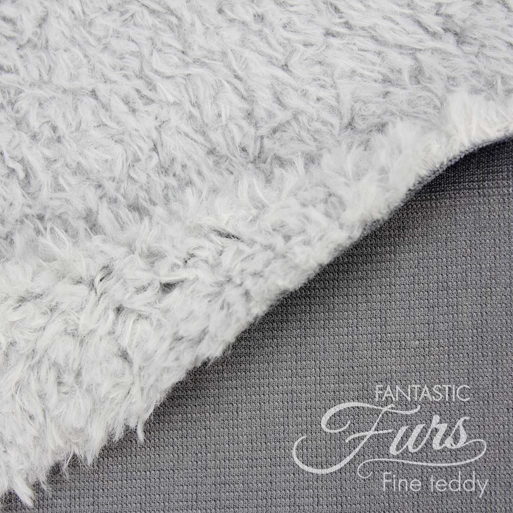 Teddyplüsch Meterware Hellgrau (helles Silbergrau) – 10 Mm Fine Teddy ✶ FANTASTIC Furs 2 Teddyplüsch Meterware Hellgrau (helles Silbergrau) – 10 Mm Fine Teddy ✶ FANTASTIC Furs – Bild 2